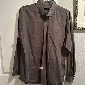 Men’s size large button up, mushroom colored, Van Heusen, like new!